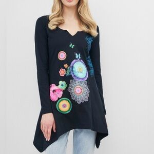 DESIGUAL Womens Asymmetric Graphic Black Tunic Top Small EUC